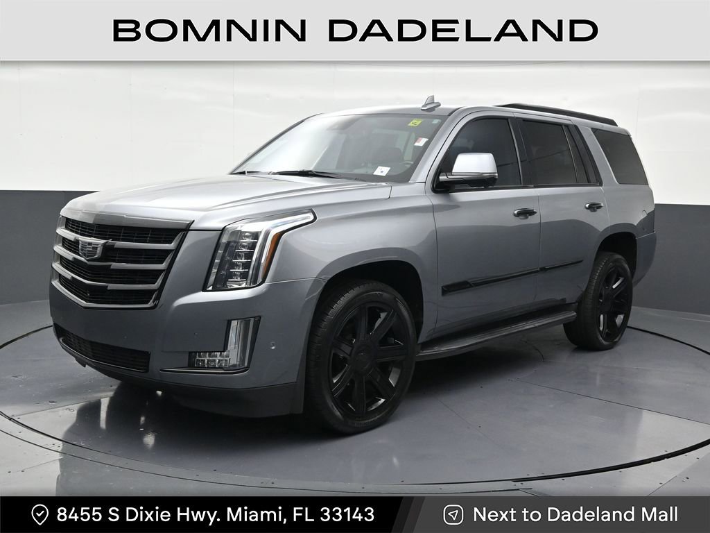 Used 2020 Cadillac Escalade Luxury image 1