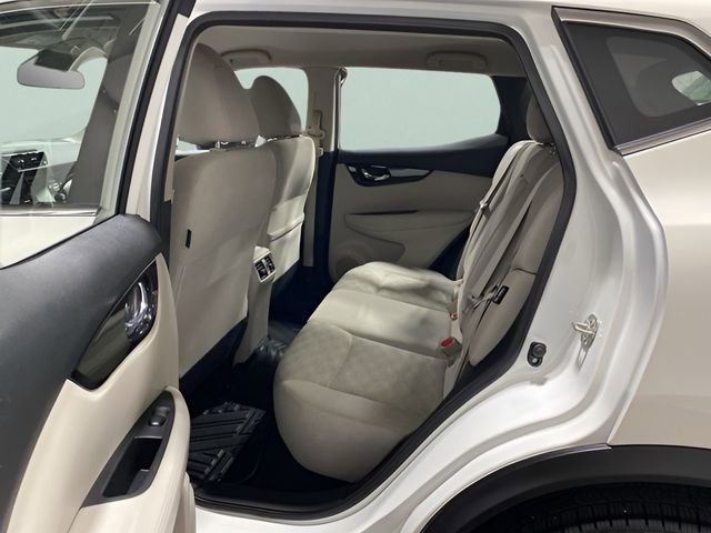 Certified 2022 Nissan Rogue Sport SV AWD/4WD image 24