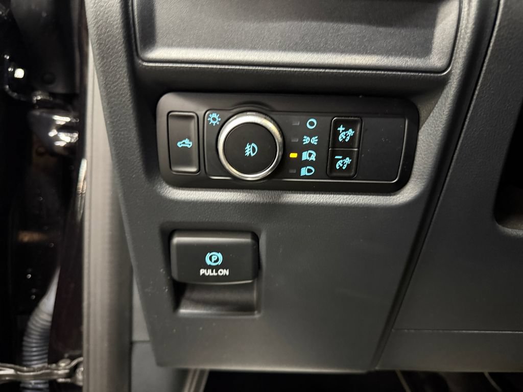 Used 2024 Ford F150 XL w/ Equipment Group 103A High RWD image 21