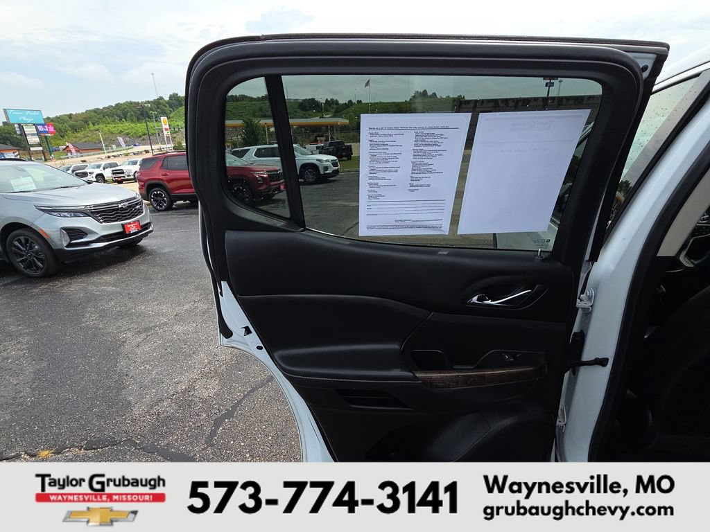 Used 2023 GMC Acadia Denali FWD image 26