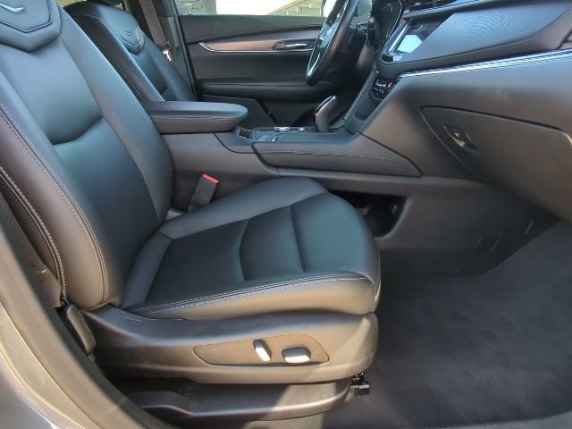 Used 2021 Cadillac XT6 Luxury image 24