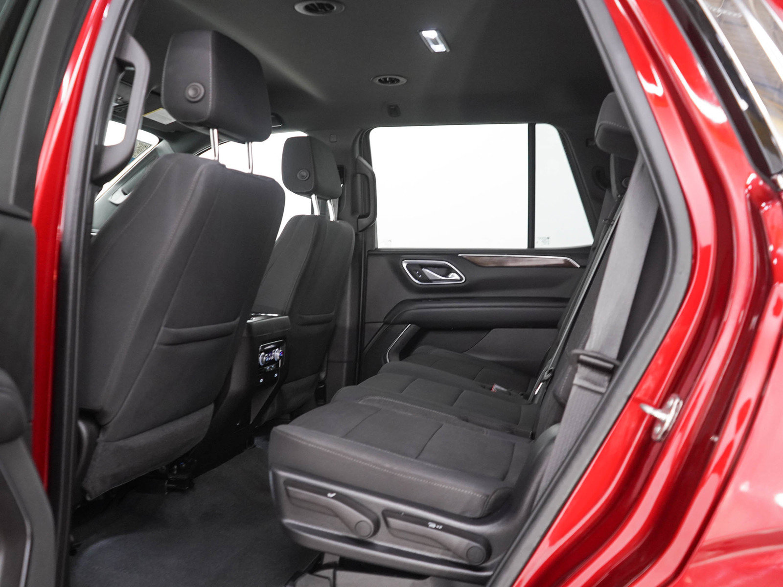 Used 2021 GMC Yukon SLE AWD/4WD image 18