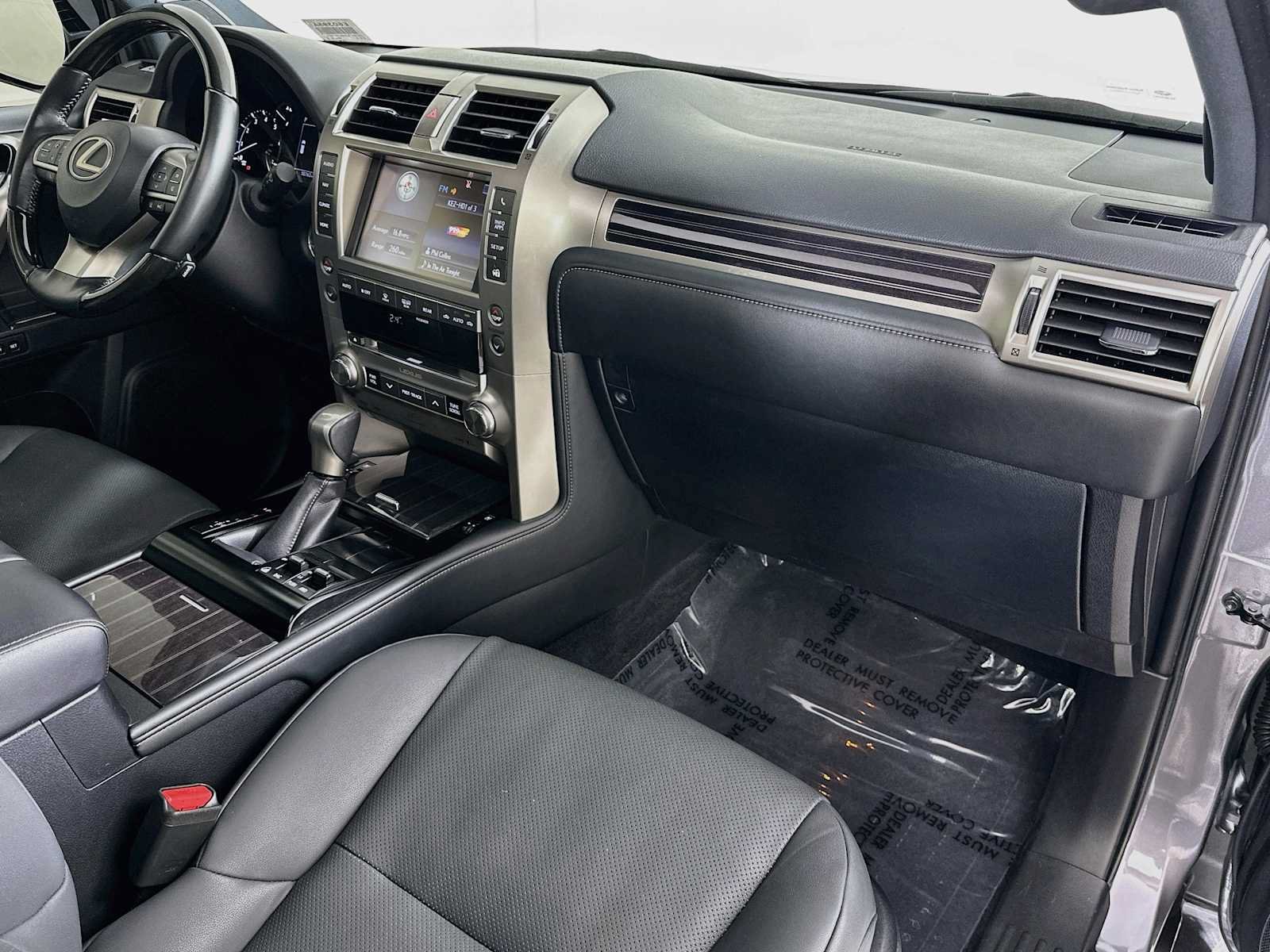 Used 2021 Lexus GX 460 Premium w/ Accessory Package AWD/4WD image 29