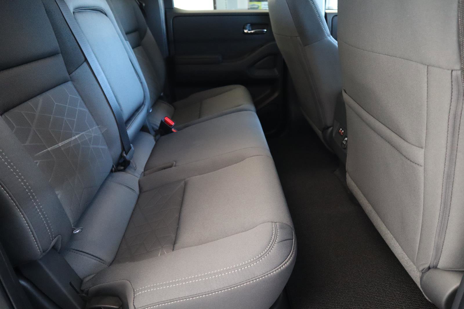 New 2026 Nissan Frontier 4x4 Crew Cab image 44