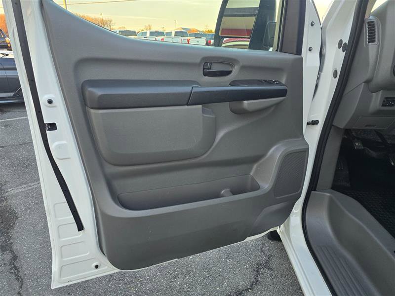 Used 2021 Nissan NV 2500 SV w/ Navigation Package RWD image 13