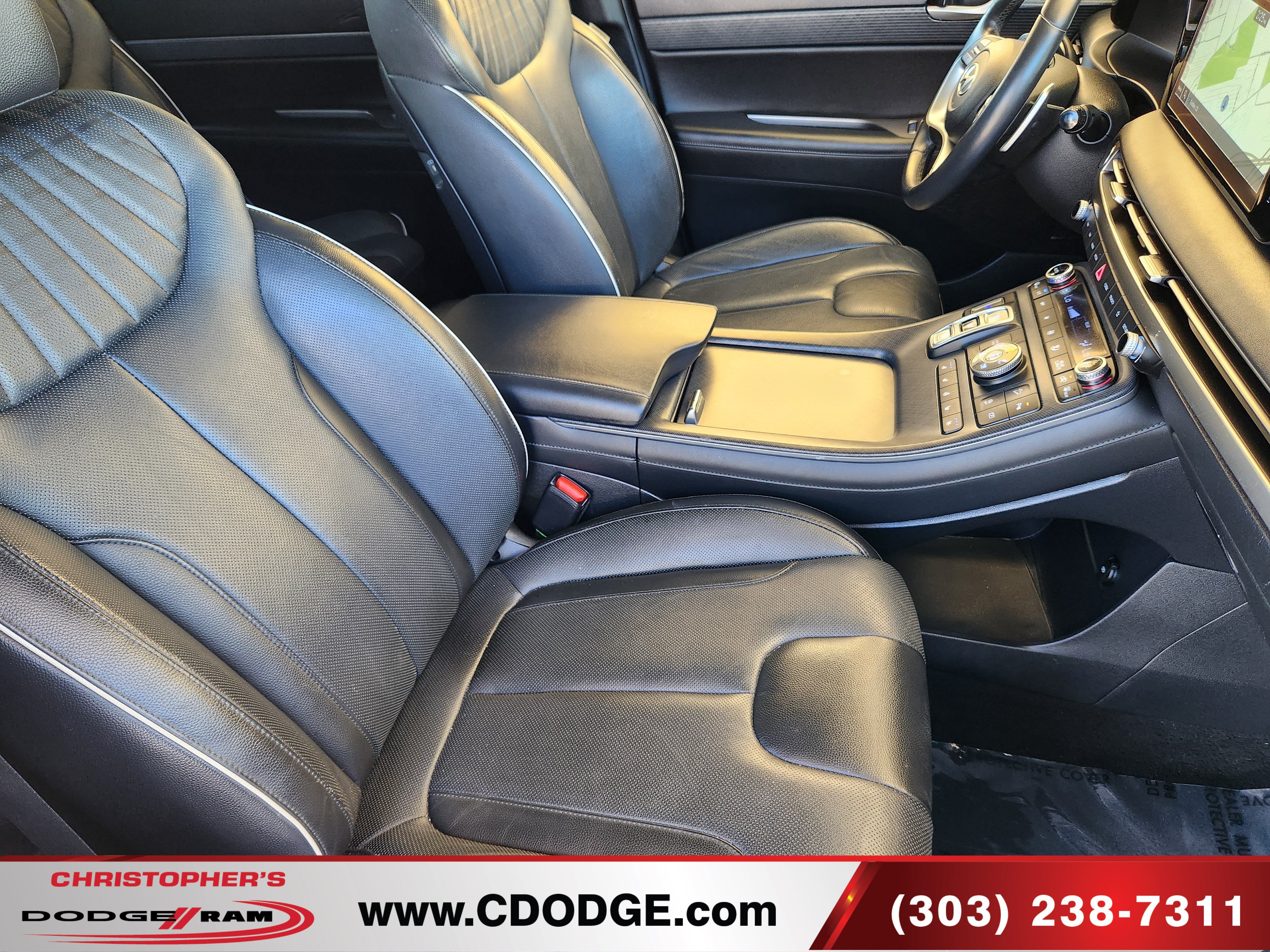 Used 2024 Hyundai Palisade Limited AWD/4WD image 24