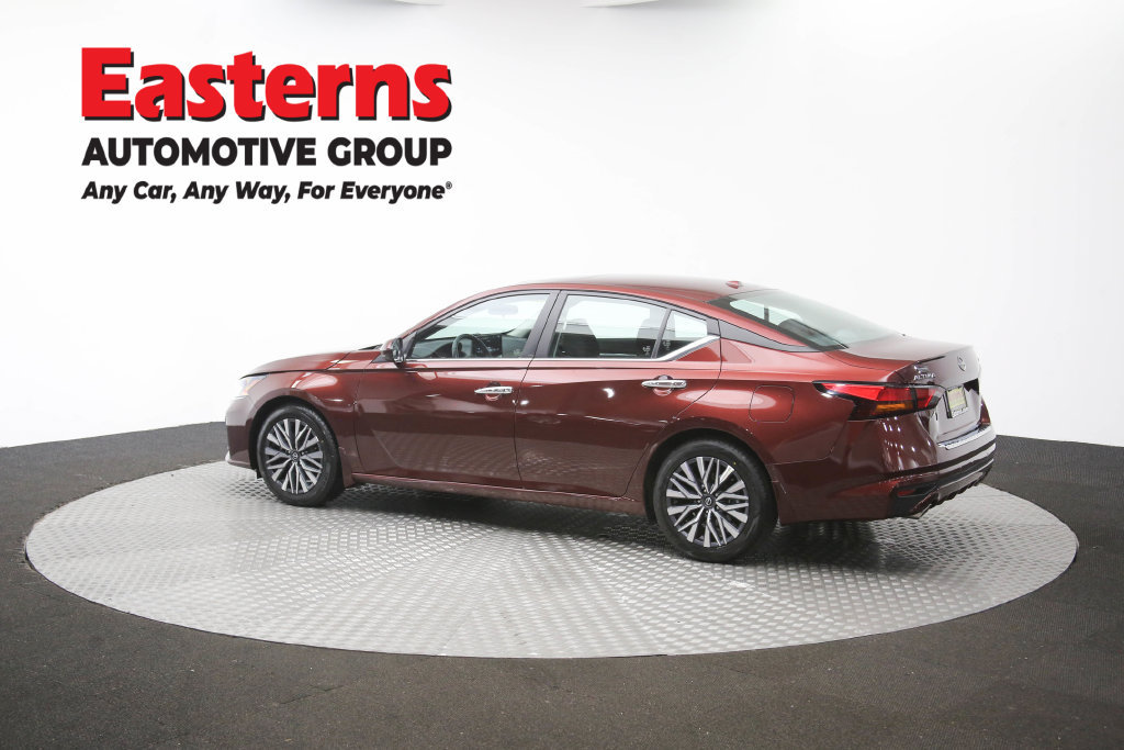 Used 2023 Nissan Altima 2.5 SV w/ SV Premium Package FWD image 67