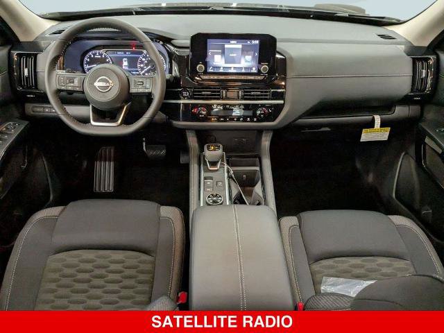 Certified 2025 Nissan Pathfinder SV AWD/4WD image 24