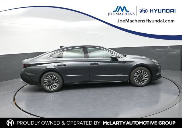 New 2026 Hyundai Sonata SEL FWD image 1