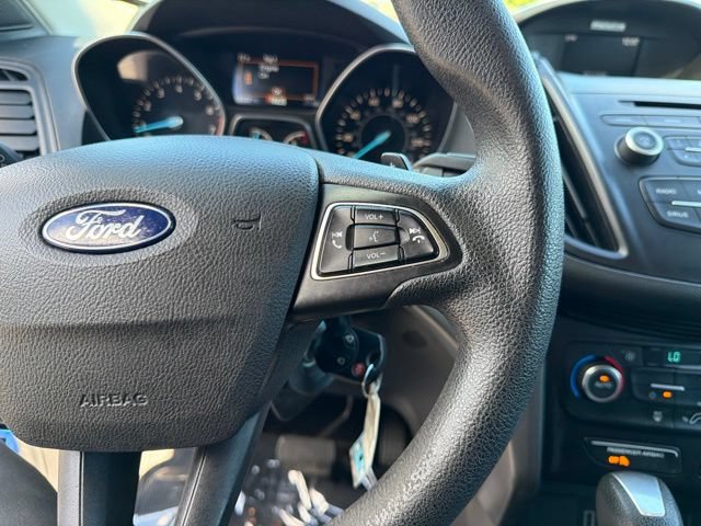 Used 2017 Ford Escape SE FWD image 23