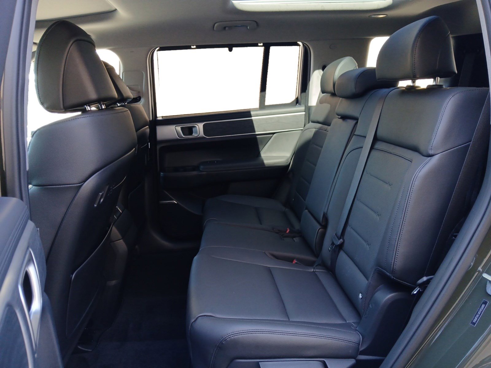 Used 2025 Hyundai Santa Fe Limited image 13