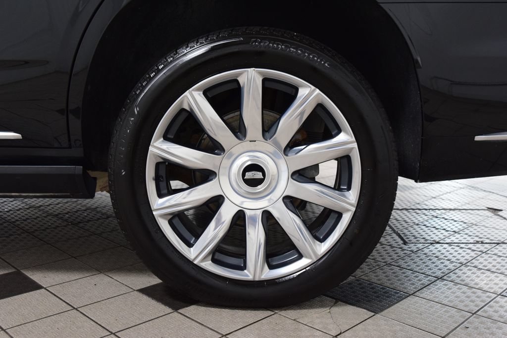 Used 2023 Cadillac Escalade Premium Luxury Platinum w/ LPO, Floor Liner Package AWD/4WD image 28