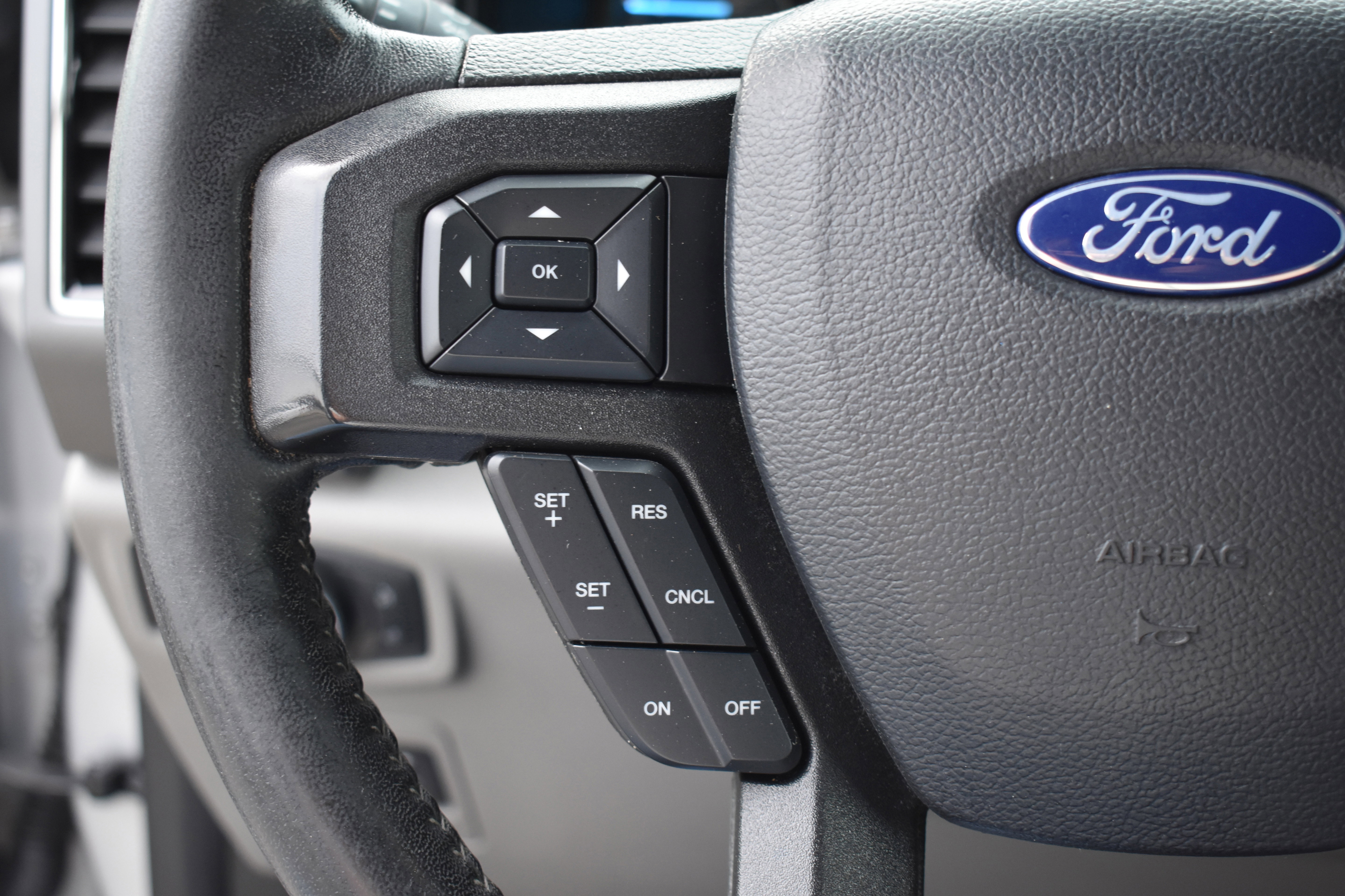 Used 2018 Ford F150 XLT w/ Equipment Group 302A Luxury image 15