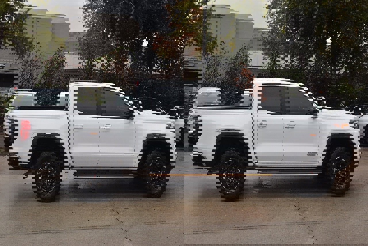 Used 2024 GMC Canyon Elevation w/ Convenience Package image 6