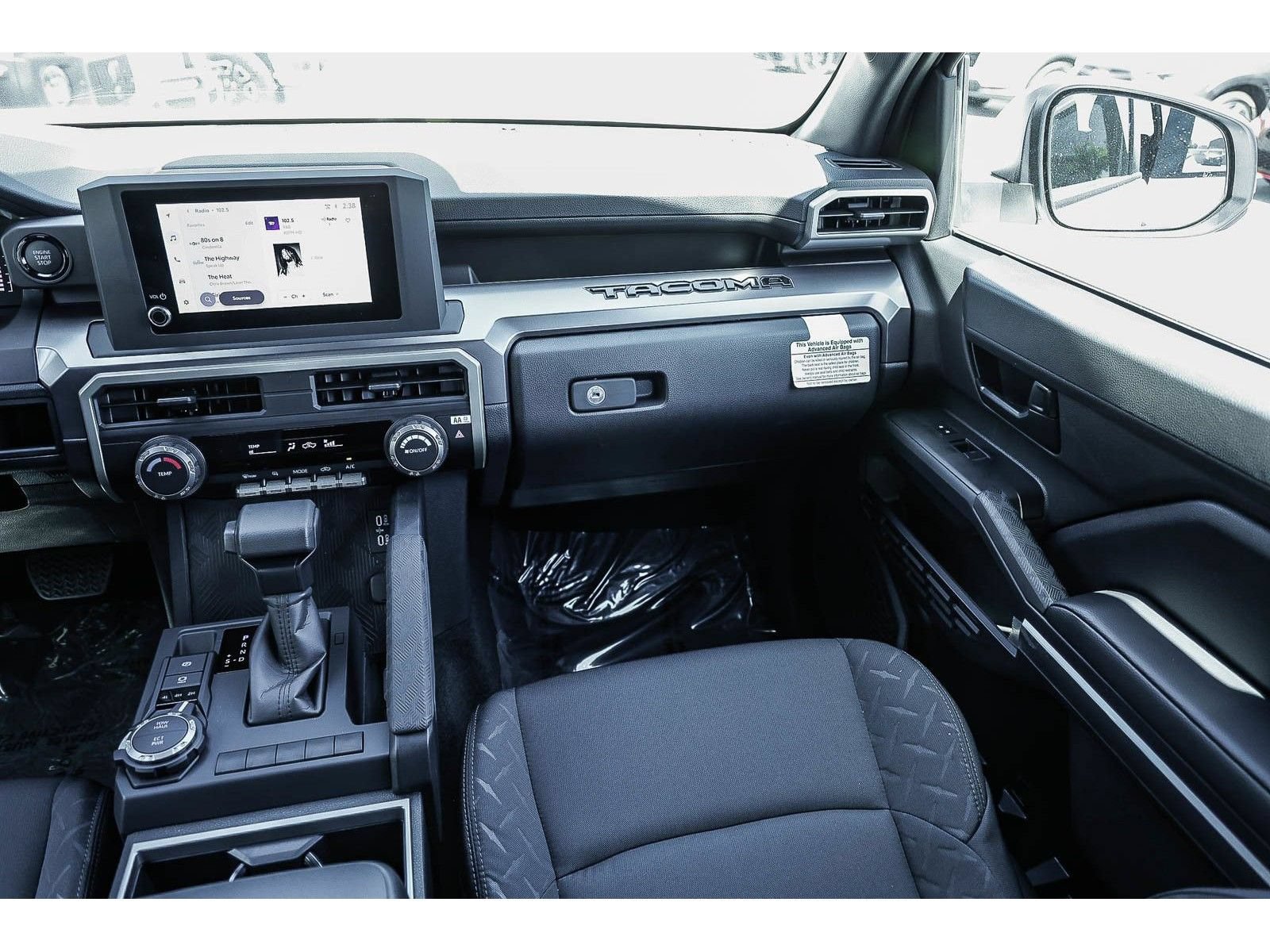 Used 2026 Toyota Tacoma SR5 AWD/4WD image 16
