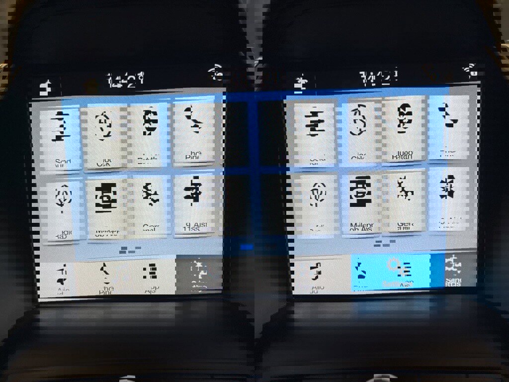 Used 2019 Ford Escape SE image 18