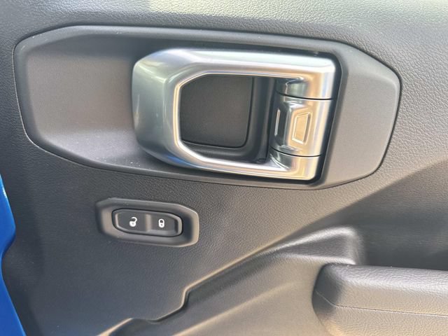 New 2026 Jeep Gladiator Sport AWD/4WD image 17