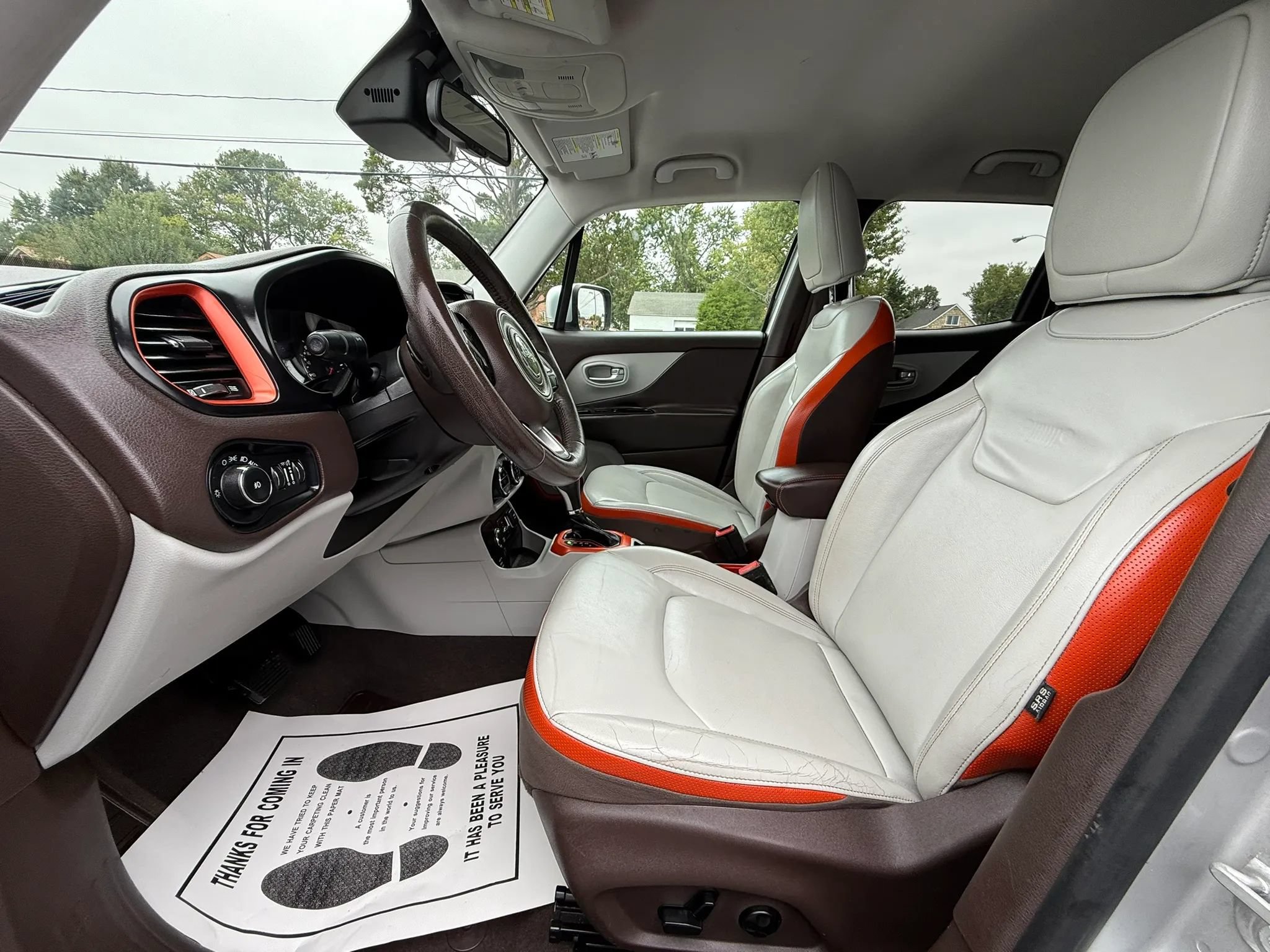Used 2015 Jeep Renegade Limited AWD/4WD image 5