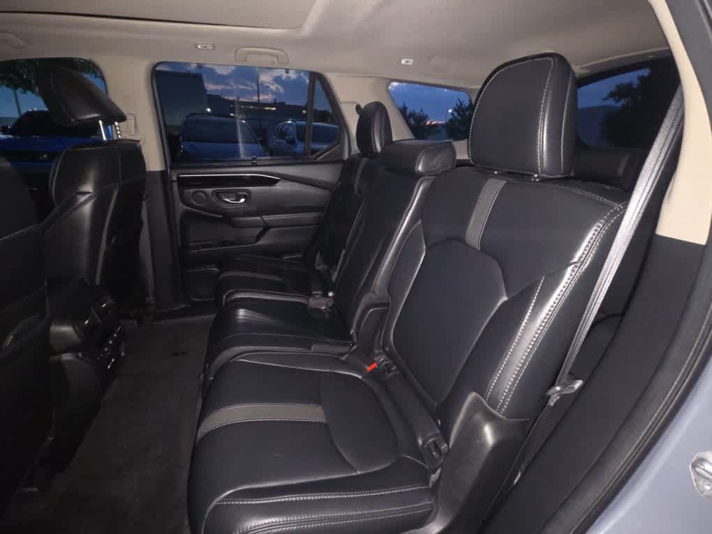 Used 2024 Honda Pilot Touring image 16