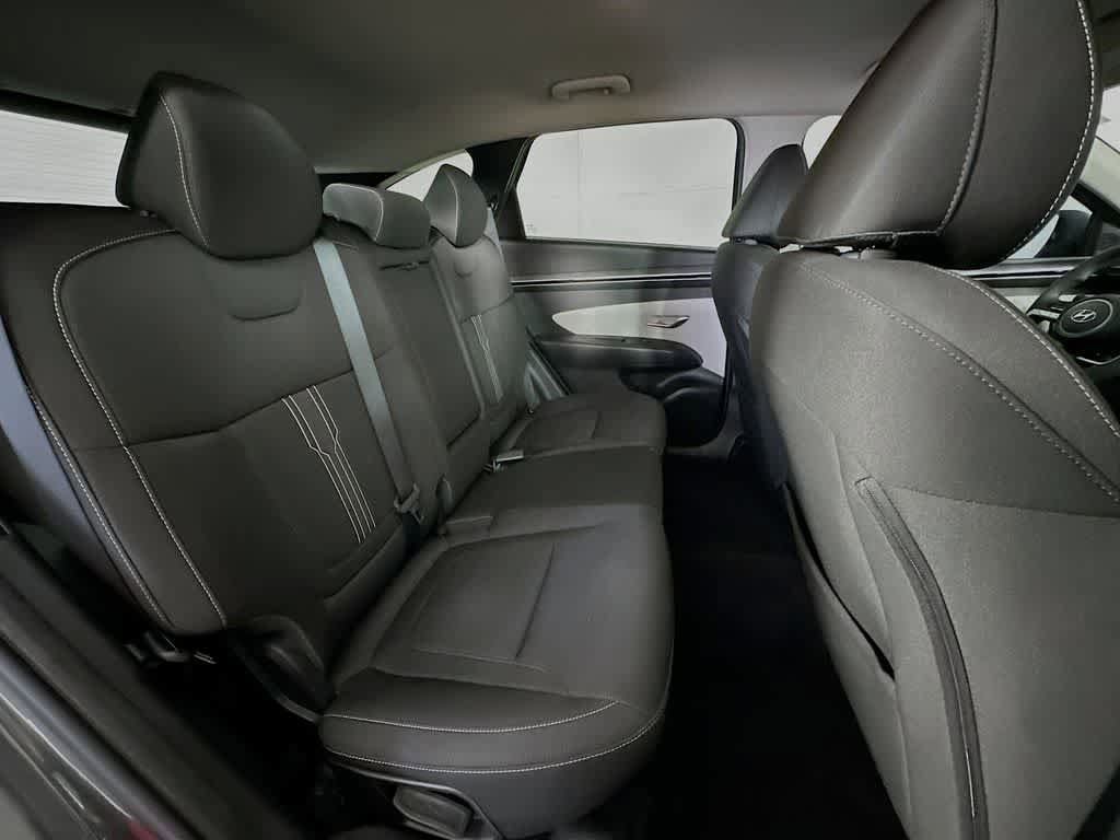 Used 2023 Hyundai Tucson SEL FWD image 31