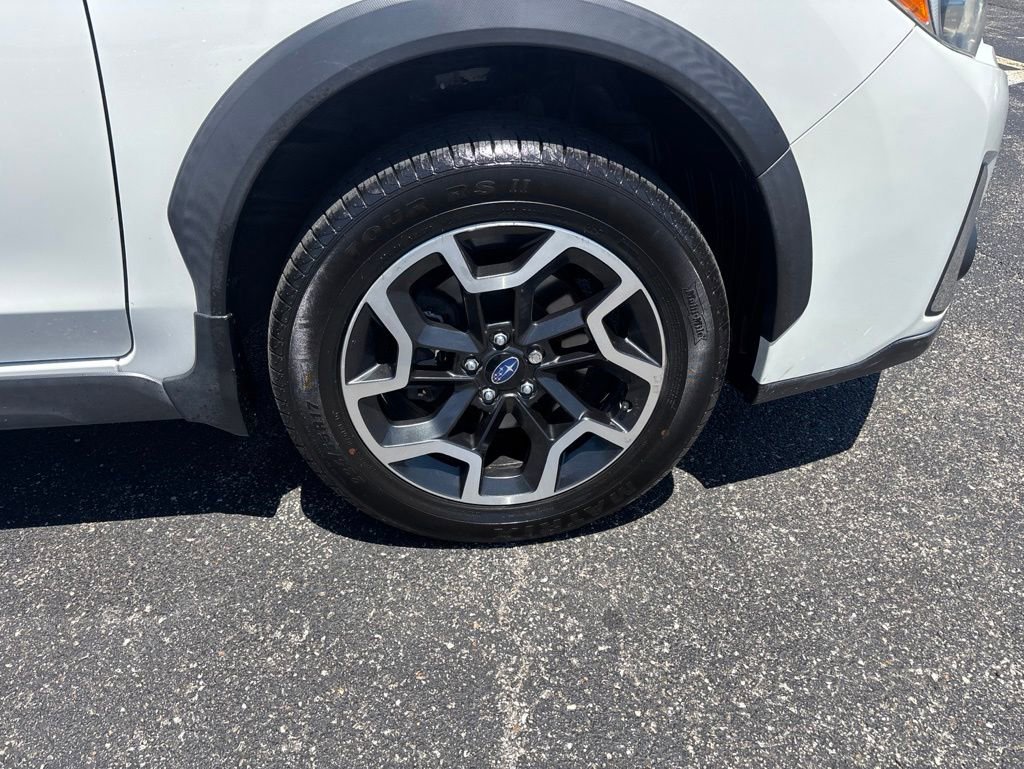 Used 2017 Subaru Crosstrek 2.0i Limited w/ Popular Package #1 AWD/4WD image 9