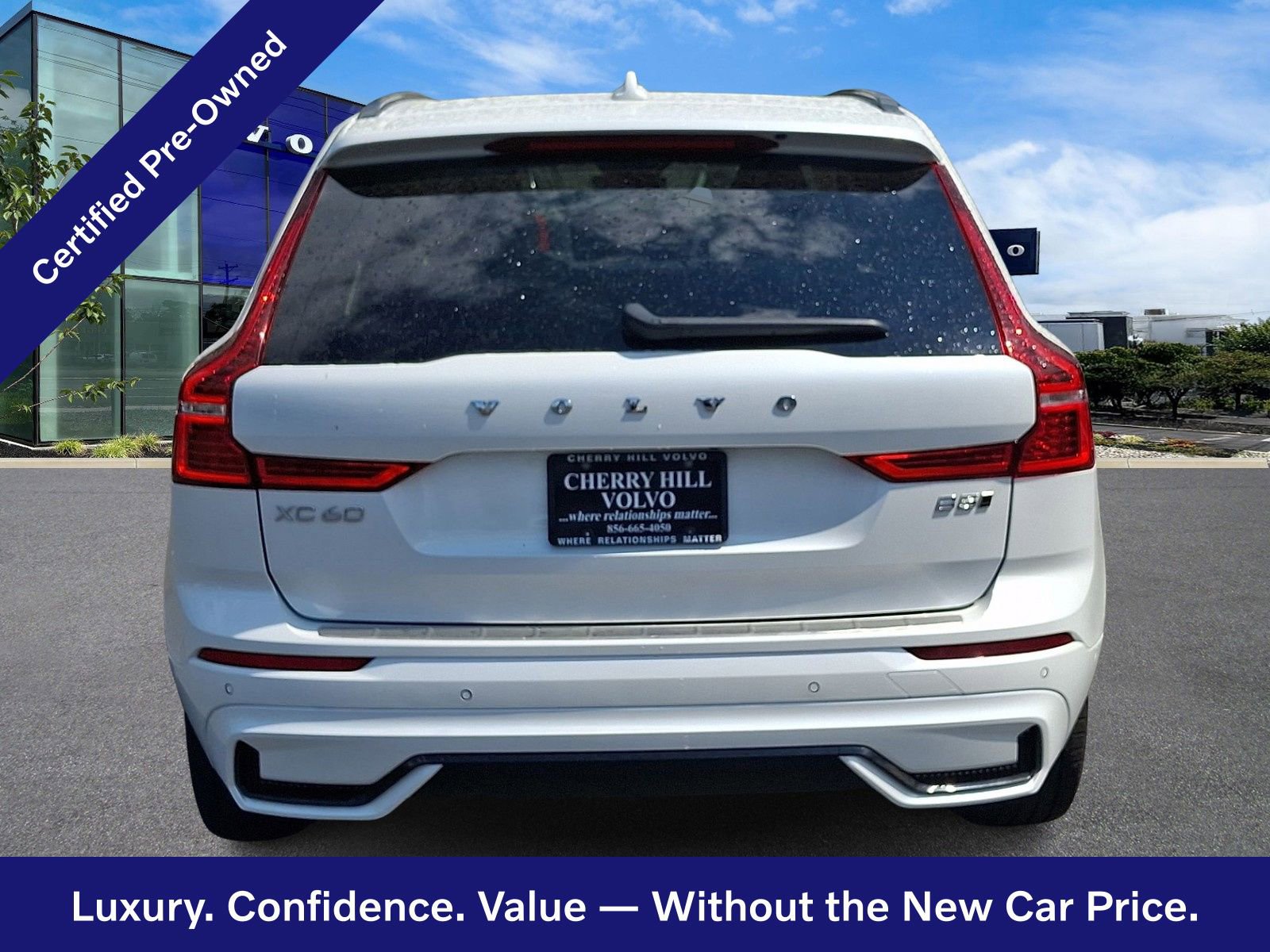 Certified 2024 Volvo XC60 B5 Plus w/ Protection Package Premier AWD/4WD image 6