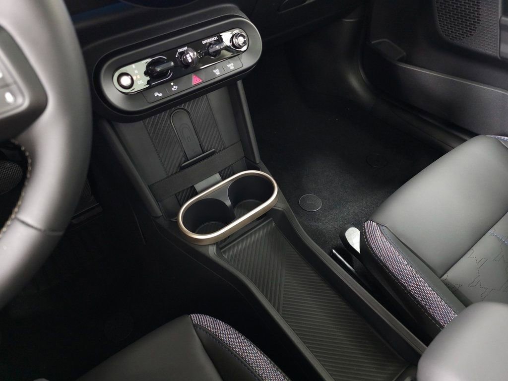 Used 2025 MINI Cooper S image 31