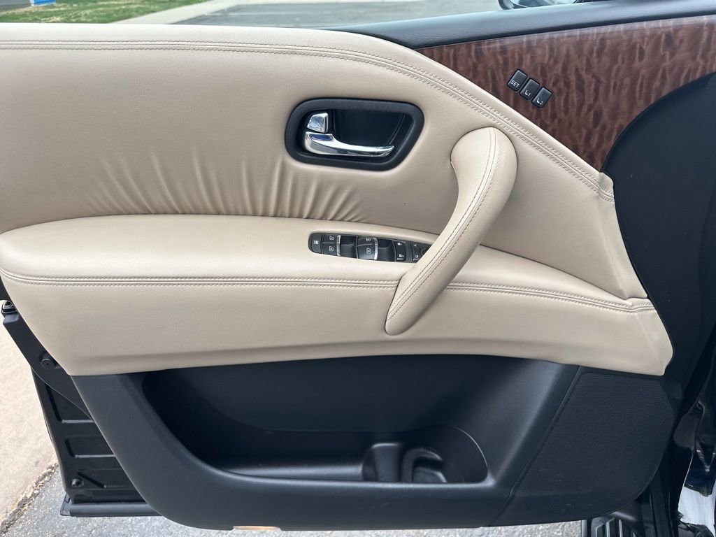 Used 2018 Nissan Armada Platinum image 18