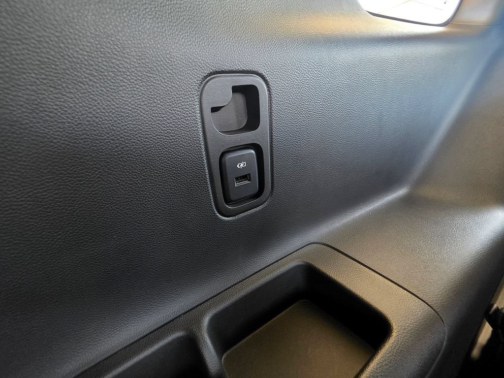 Used 2023 Chevrolet Traverse LT FWD image 62