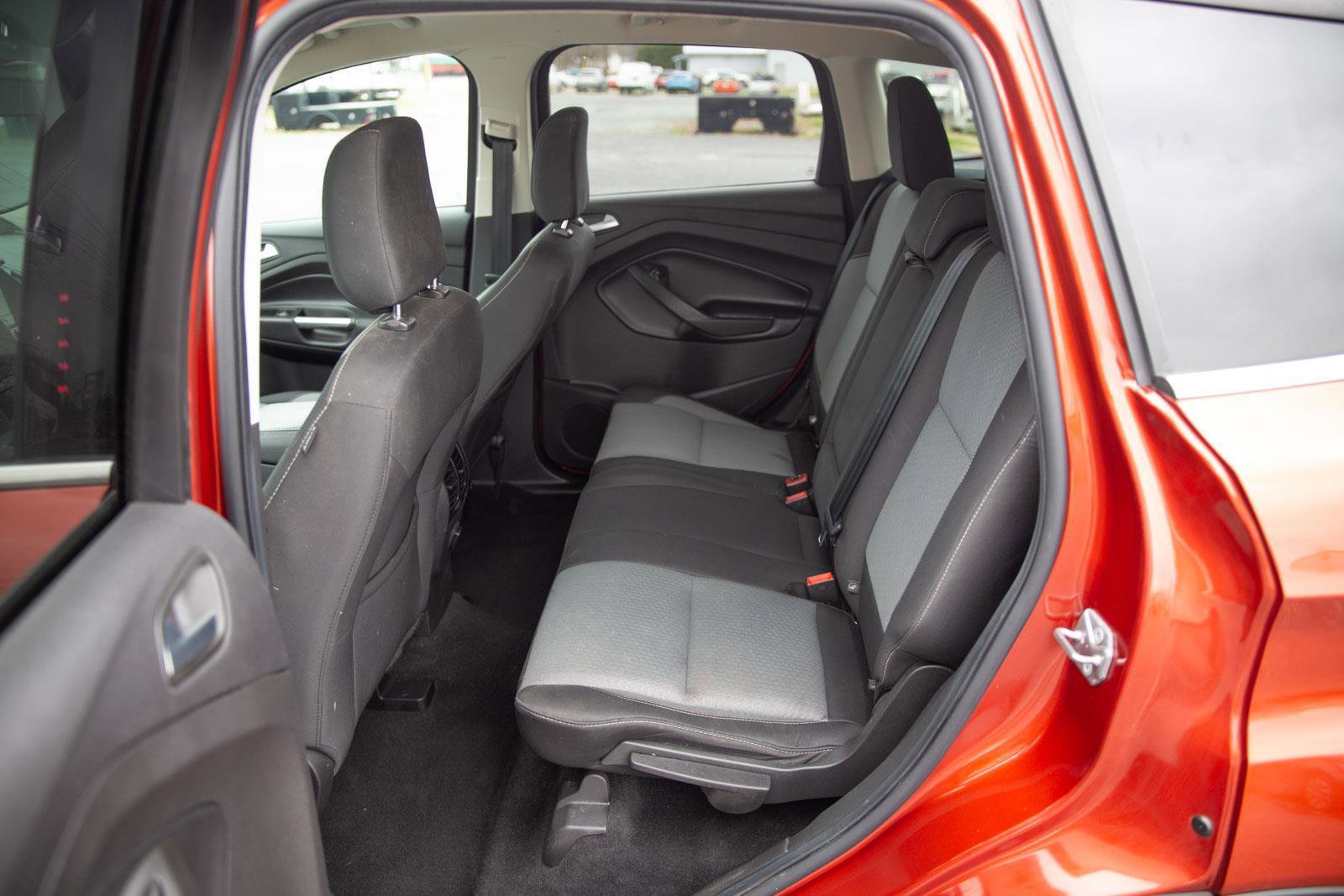 Used 2019 Ford Escape SE image 21