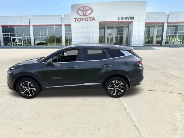 Used 2023 Kia Sportage EX AWD/4WD image 9