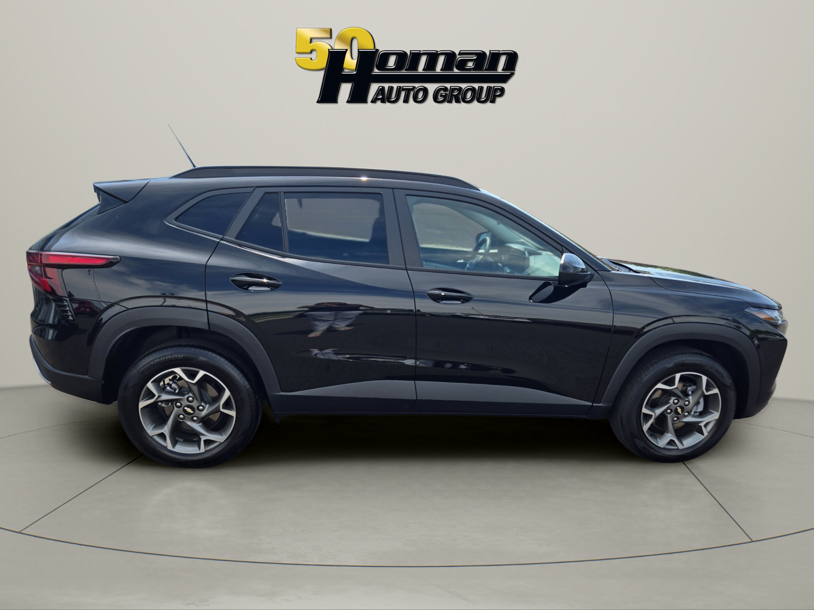 Used 2025 Chevrolet Trax LT w/ LT Convenience Package FWD image 6