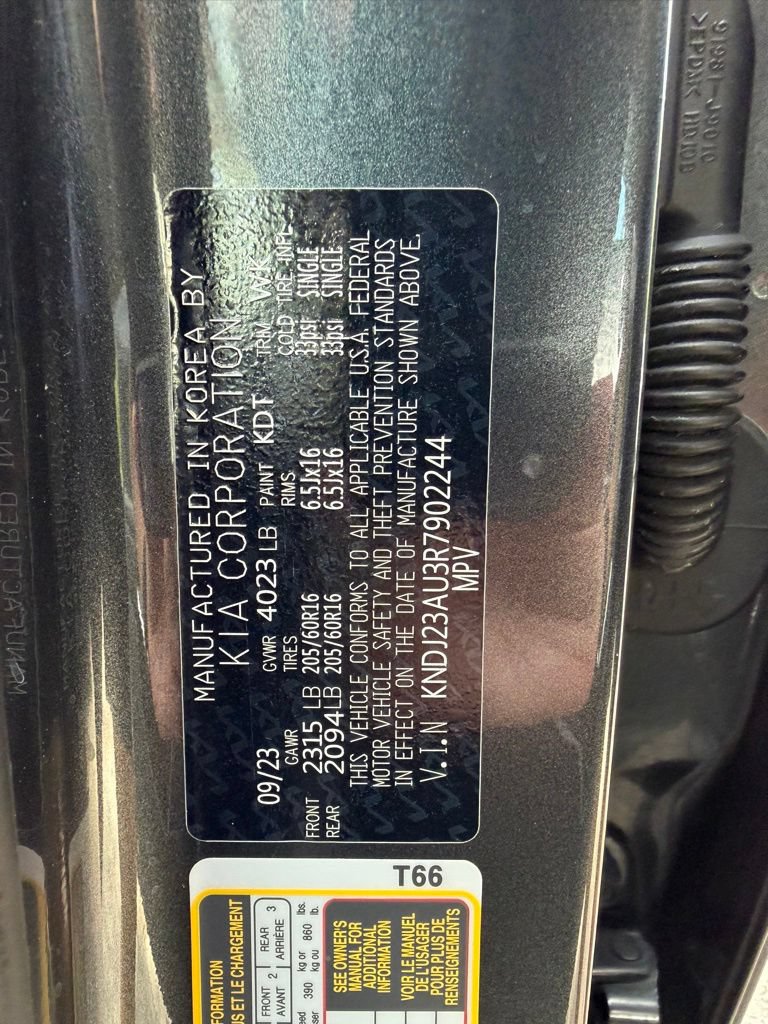 Used 2024 Kia Soul LX w/ Option Group 015 FWD image 30