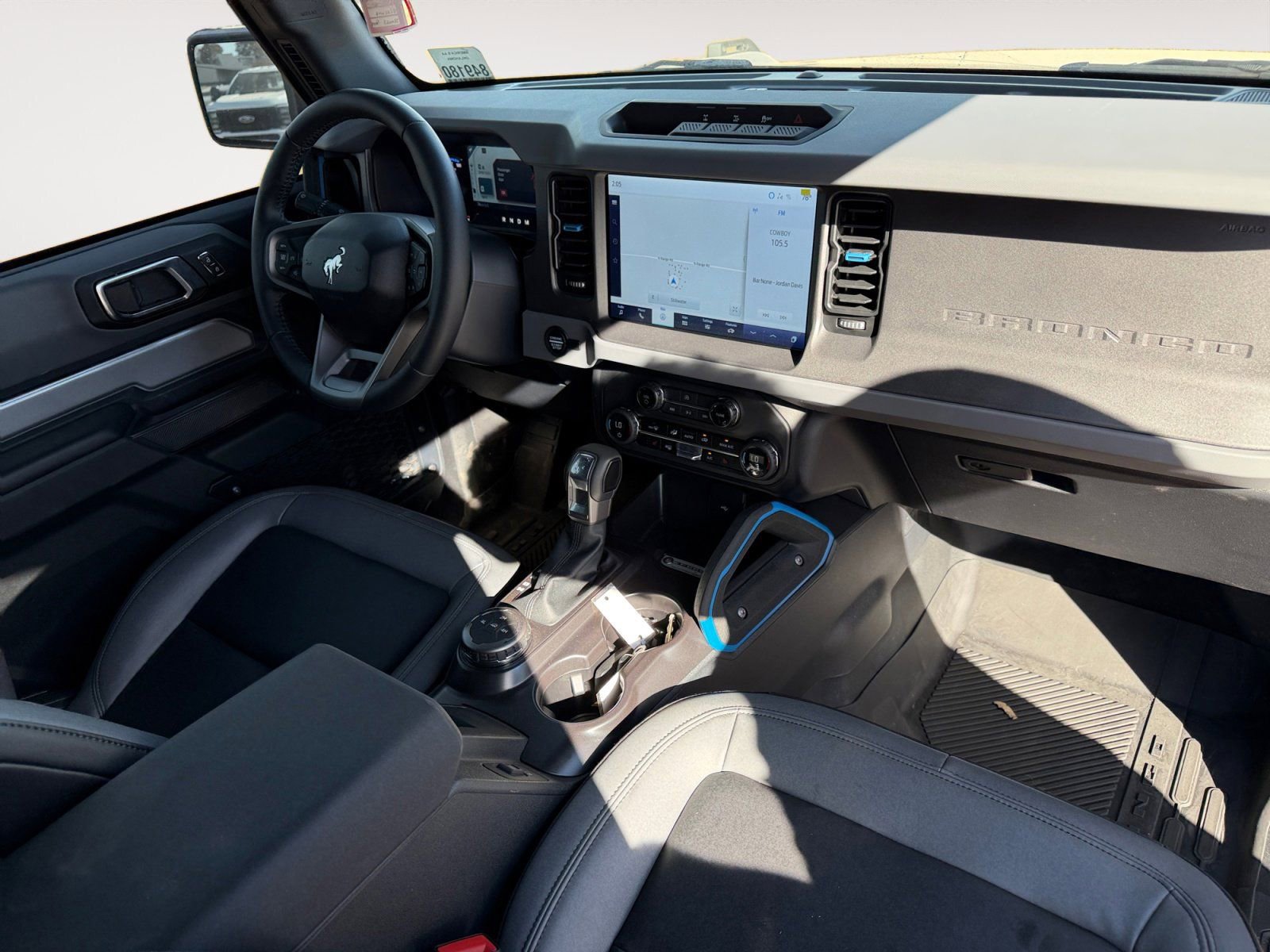 Used 2024 Ford Bronco Black Diamond image 10