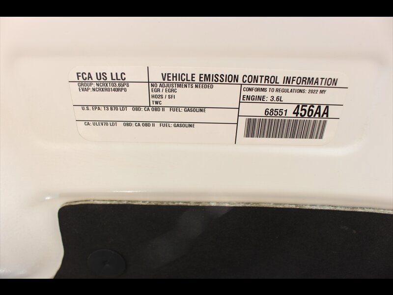 Used 2022 Chrysler Pacifica Touring-L FWD image 39