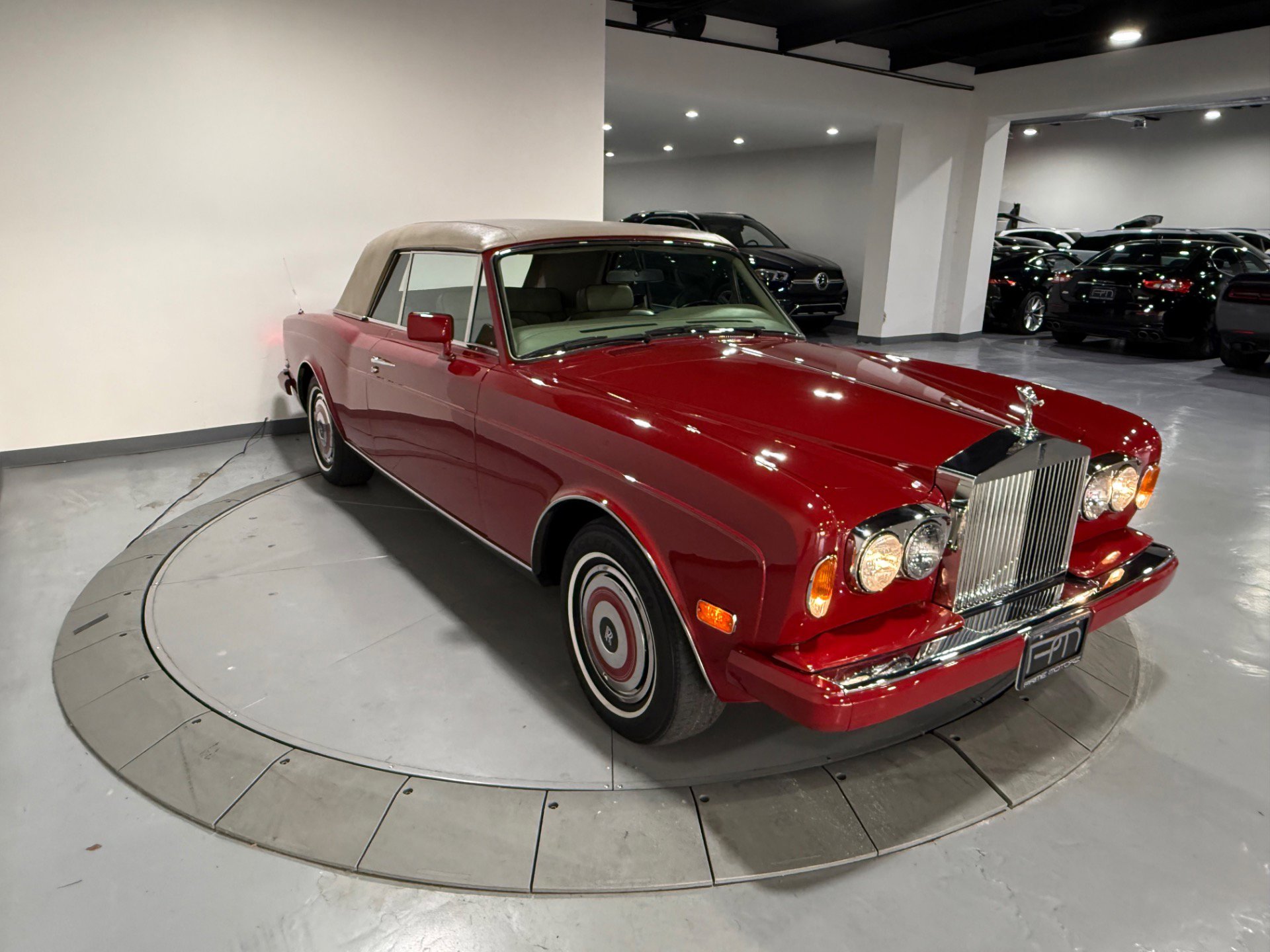 Used 1988 Rolls-Royce Corniche II image 7