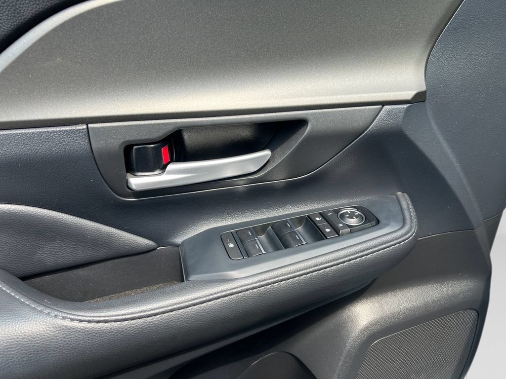 Used 2024 Toyota Grand Highlander AWD image 11