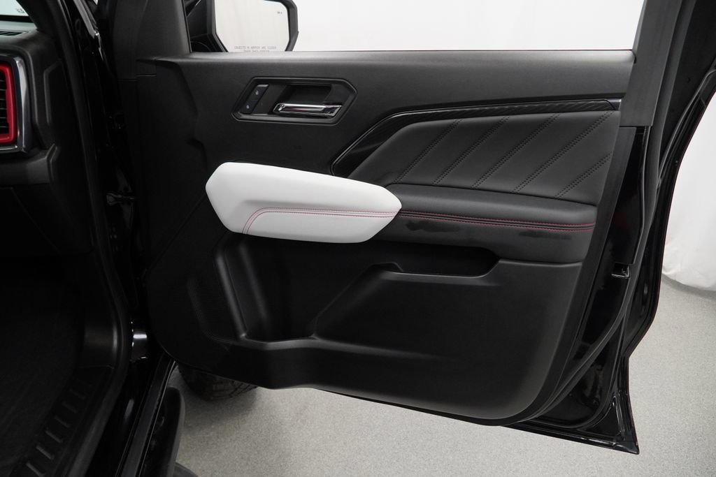 Used 2024 GMC Canyon AT4X w/ AT4X AEV Edition AWD/4WD image 31