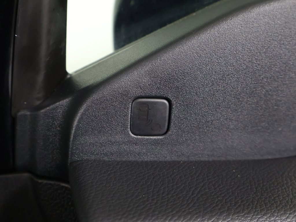 Used 2022 Honda Pilot Black Edition image 45