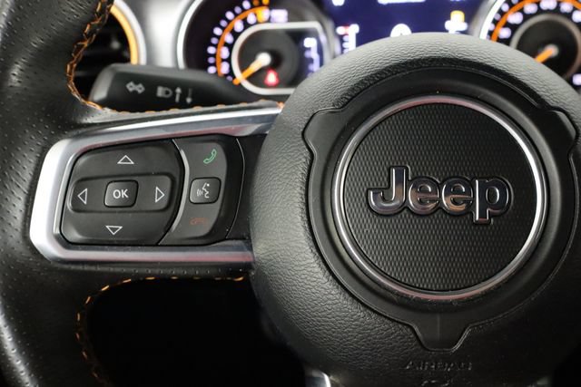 Used 2023 Jeep Gladiator Mojave w/ Cold Weather Group AWD/4WD image 8