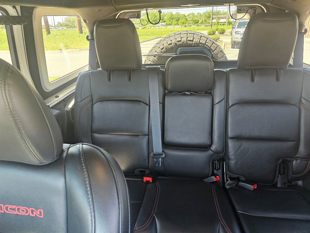 Used 2021 Jeep Wrangler Unlimited Rubicon AWD/4WD image 30