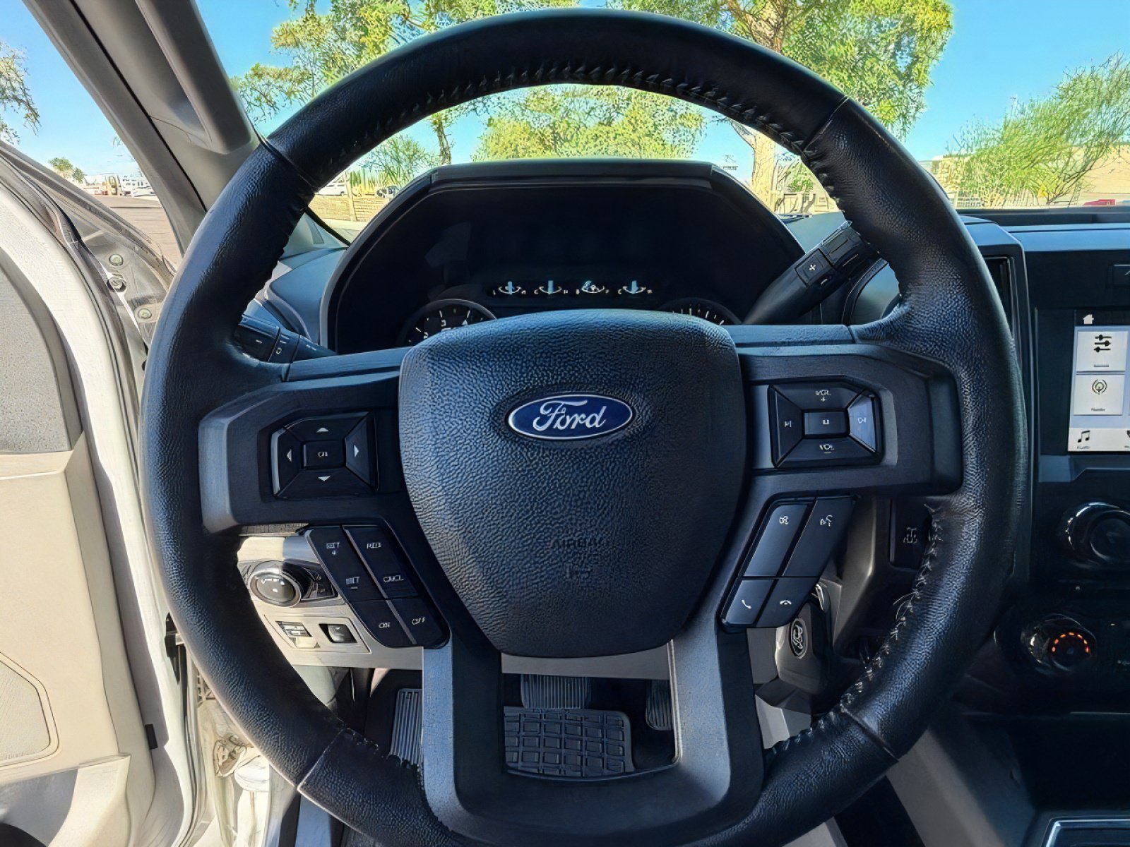 Used 2018 Ford F150 XLT w/ Equipment Group 302A Luxury AWD/4WD image 20