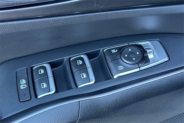 Used 2022 Kia Sorento S image 12