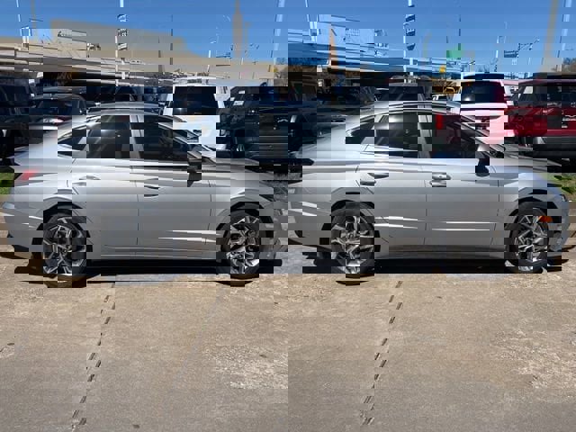 Used 2023 Hyundai Sonata SEL image 5