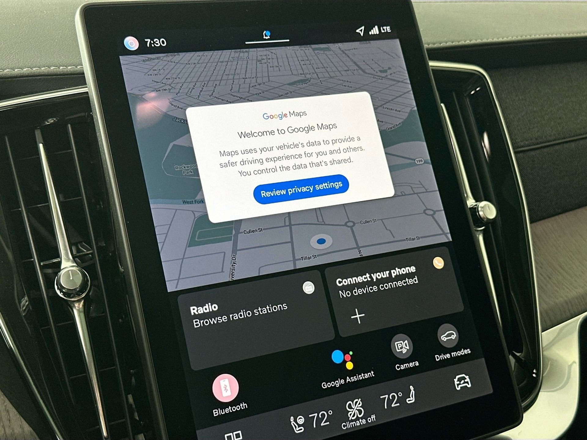 New 2026 Volvo XC90 T8 Ultra w/ Lounge Package image 12