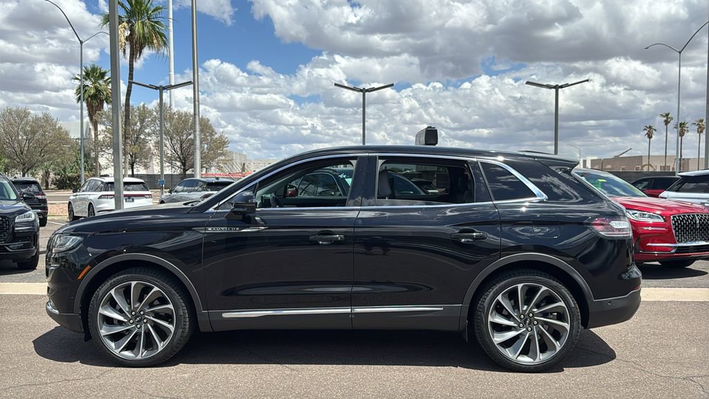 Used 2023 Lincoln Nautilus Reserve w/ Equipment Group 202A AWD/4WD image 4