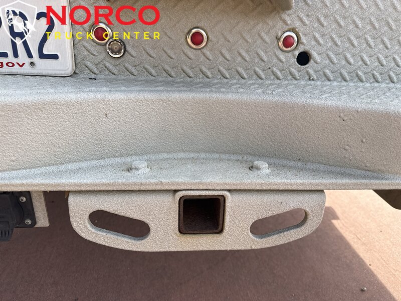 Used 2019 Ford F350 XL w/ Power Equipment Group RWD image 8