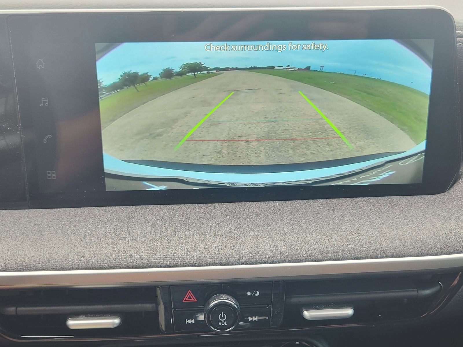 New 2026 Nissan Kicks SV image 17