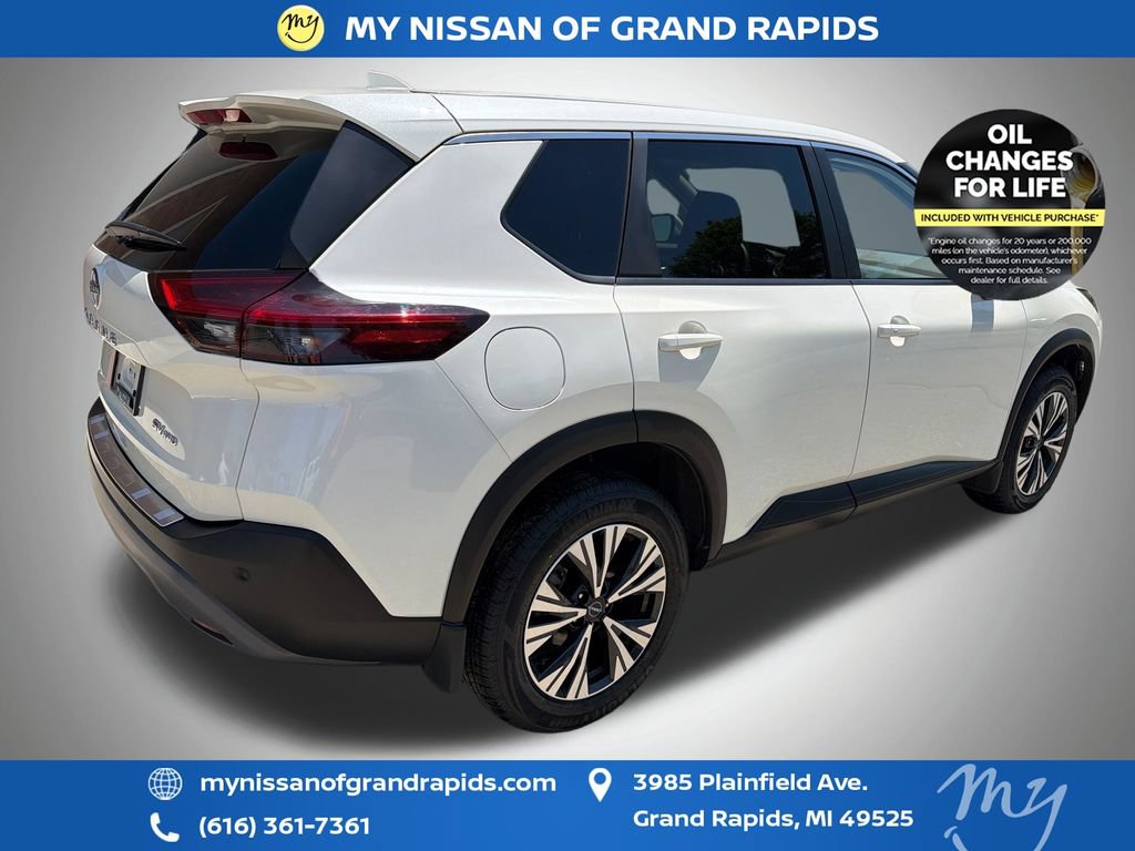 Used 2023 Nissan Rogue SV AWD/4WD image 8