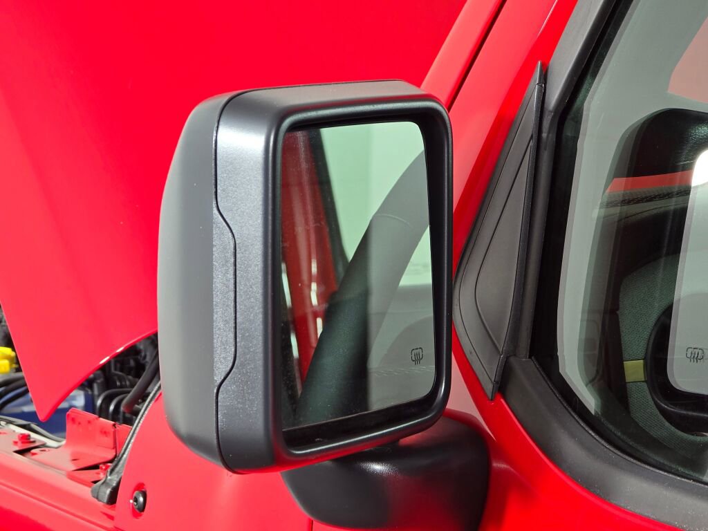 Used 2025 Jeep Wrangler Sport S image 13